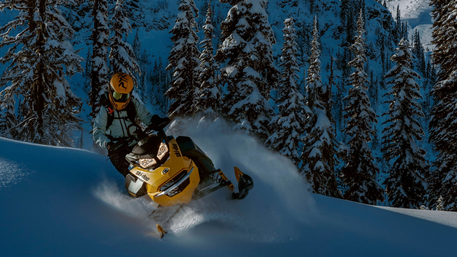 2026 Ski-Doo Summit NEO - 中型深雪スノーモービル